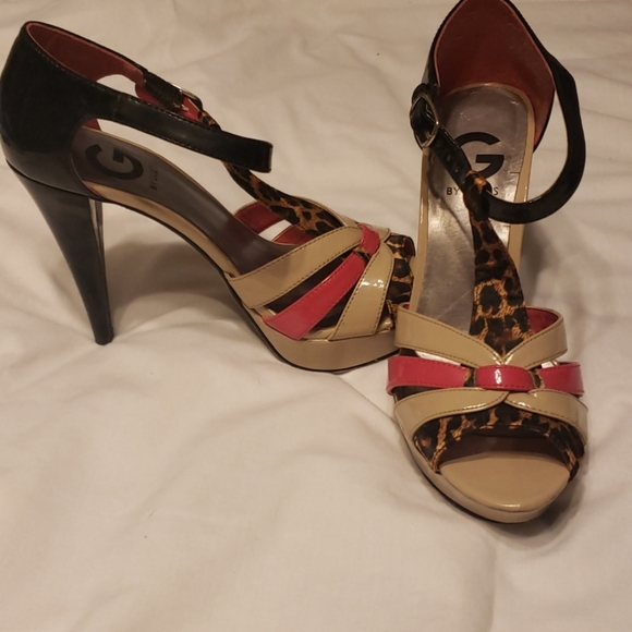 Guess heels - Picture 1 of 3